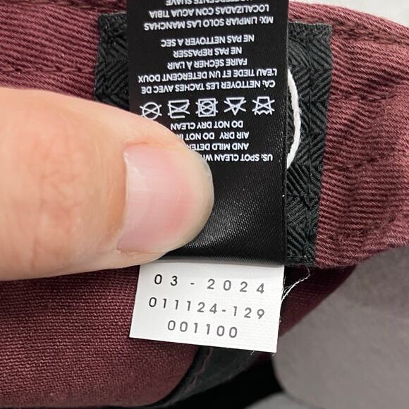 47 Black White Wine Cheetah Animal Print Hawkeye Iowa University Embroidered Hat - Picture 12 of 12